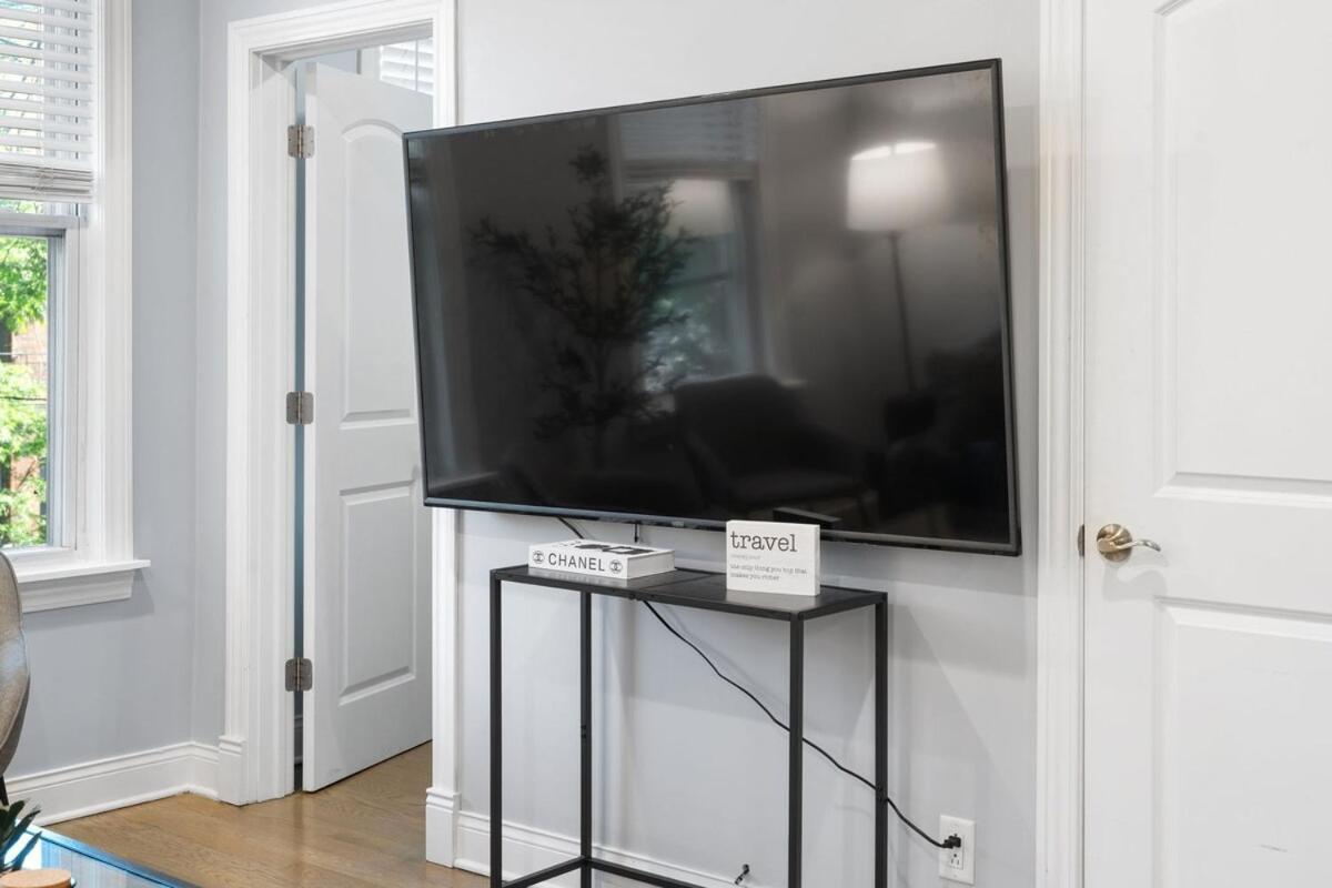 Stylish 2Br Urban Retreat In River West Chicago Exterior foto